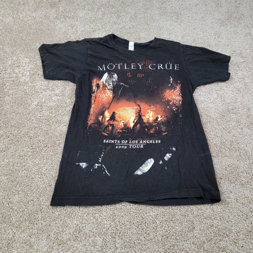 Motley Crue Saints of Los Angeles Tour Tultex Size Small Graphic Tee Rock Band - Picture 1 of 4